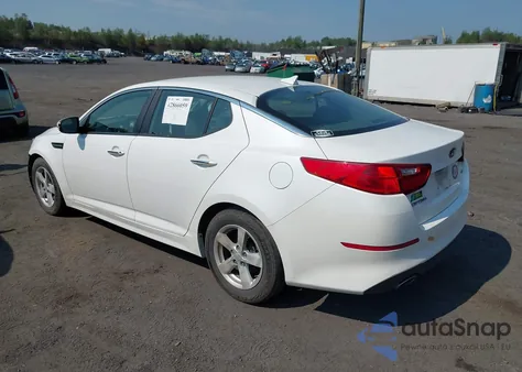 2015 Kia Optima Lx z USA, uszkodzony, nr VIN KNAGM4A77F5571855